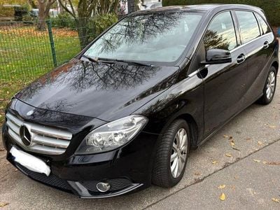 Mercedes B180