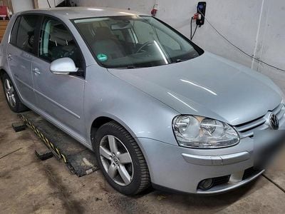 Gebraucht VW Golf VI United 102 PS (75 kW) 2008 Silber Kleinwagen