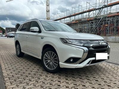 Mitsubishi Outlander P-HEV