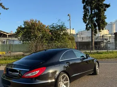 Gebraucht Mercedes CLS350 265 PS (194 kW) 2011 Schwarz Coupé