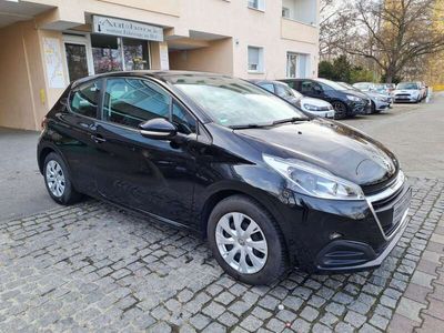 gebraucht Peugeot 208 PureTech 68 Active/2.Hand/Scheckheft/Klima/Tempoma