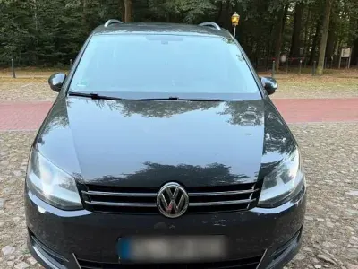 Gebraucht VW Sharan Life 140 PS (102 kW) 2014 Grau Van / Kleinbus