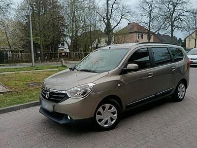 Gebraucht Dacia Lodgy 108 PS (79 kW) 2013 Braun Van / Kleinbus