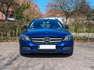 Gebraucht Mercedes C200 136 PS (100 kW) 2018 Blau Limousine