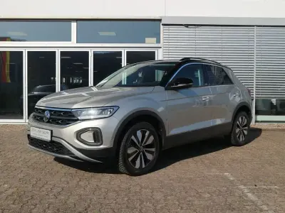 Gebraucht VW T-Roc Move 116 PS (85 kW) 2024 Ivory silver metallic SUV
