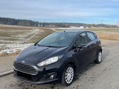 Schwarz Gebraucht 2015 Ford Fiesta SYNC Edition Kleinwagen | 6.500 € (Fairer Preis)
