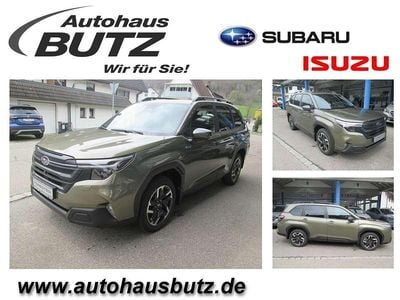 Neu Subaru Forester Exclusive+ 136 PS (100 kW) 2026 Autumn green (m) SUV