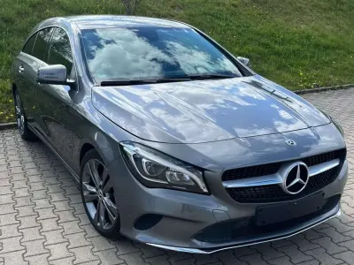Używany Mercedes CLA180 166 KM (122 kW) 2018 Szary Sedan/Limuzyna
