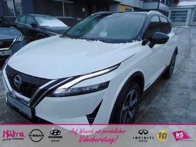Pearl white pearl black Gebraucht 2024 Nissan Qashqai N-Connecta SUV | 26.990 € (Fairer Preis)
