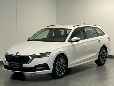 Gebraucht Skoda Octavia Ambition 150 PS (110 kW) 2023 Weiß Kombi