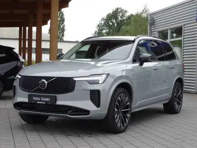 Gebraucht Volvo XC90 Plus 335 PS (246 kW) 2025 Vapour grey / metallic SUV