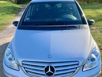 Gebraucht Mercedes B200 136 PS (100 kW) 2006 Grau Van / Kleinbus