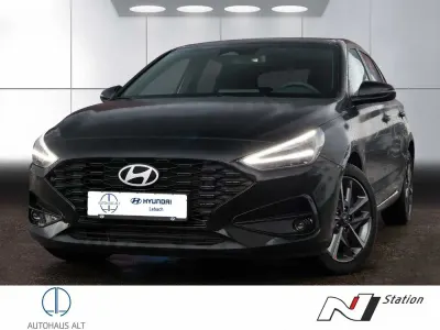 Gebraucht Hyundai i30 Advantage 101 PS (74 kW) 2024 Schwarz Limousine