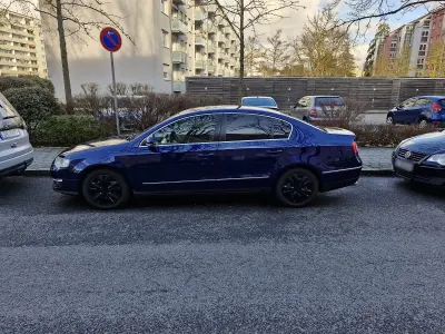 Gebraucht VW Passat 170 PS (125 kW) 2007 Blau Limousine