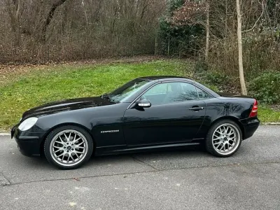 Gebraucht Mercedes SLK230 197 PS (144 kW) 2004 Schwarz Cabrio