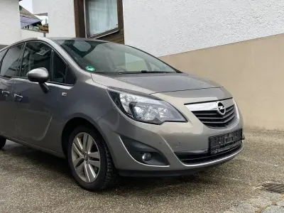 Gebraucht Opel Meriva S 120 PS (88 kW) 2011 Braun Van / Kleinbus