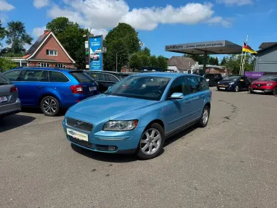 Gebraucht Volvo V50 Momentum 136 PS (100 kW) 2006 Blau Kombi