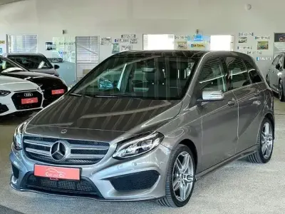 Gebraucht Mercedes B200 AMG line 156 PS (114 kW) 2017 Grau Kleinwagen