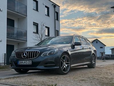Usata Mercedes E350 258 CV (189 kW) 2014 Andere farben Station wagon