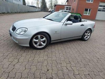 Gebraucht Mercedes SLK230 193 PS (141 kW) 1997 Silber Cabrio