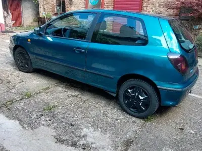 Usata Fiat Bravo 103 CV (75 kW) 1998 Verde Utilitaria