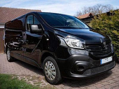 Usado Renault Trafic 125 HP (91 kW) 2018 Preto Monovolume