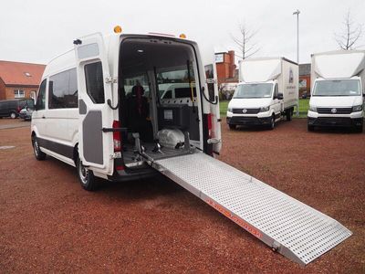 gebraucht VW Crafter 35 MR HD Smartfloor 4 Rollstuhlplätze