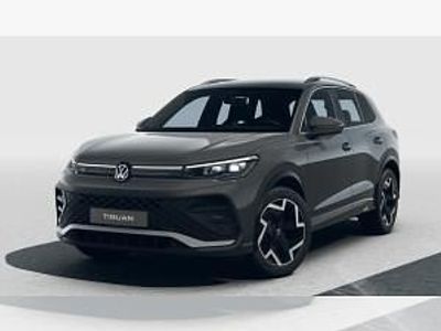 Neu VW Tiguan R-line 150 PS (110 kW) 2026 Grau (uranograu) SUV