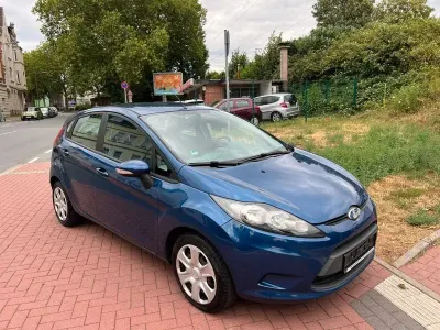 Gebraucht Ford Fiesta Trend 82 PS (60 kW) 2009 Blau Limousine