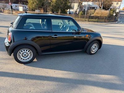 Gebraucht Mini ONE 75 PS (55 kW) 2009 Schwarz Kleinwagen