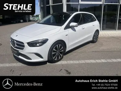 Gebraucht Mercedes B250 Style 160 PS (117 kW) 2021 Weiß Kleinwagen