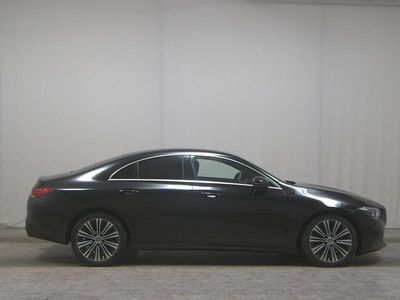 Second-hand Mercedes CLA220 Progressive 190 CP (139 kW) 2022 Negru Berlinǎ