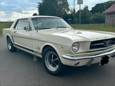 Gebraucht Ford V8 209 PS (153 kW) 1965 Weiß Coupé