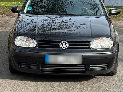 Second-hand VW Golf III 101 CP (74 kW) 1999 Negru Berlinǎ