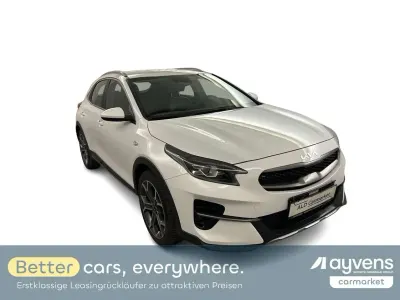 Używany Kia XCeed 160 KM (117 kW) 2022 Biały SUV