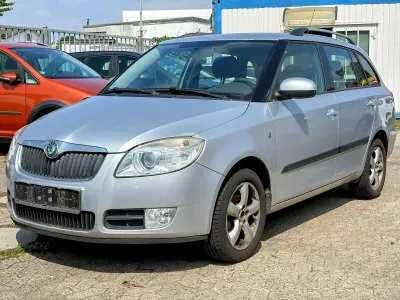Gebraucht Skoda Fabia Ambiente 86 PS (63 kW) 2009 Silber Kombi
