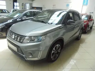 Gebraucht Suzuki Vitara Comfort+ 140 PS (102 kW) 2019 Grau SUV