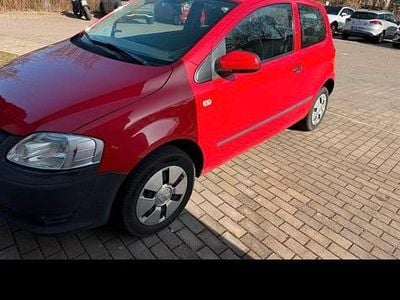 Gebraucht VW Fox 55 PS (40 kW) 2006 Rot Kleinwagen