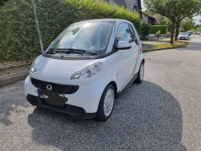 Gebraucht Smart ForTwo Coupé 61 PS (44 kW) 2012 Weiß Coupé