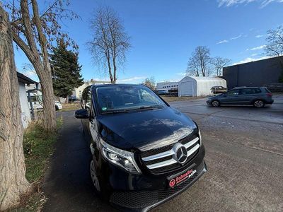 Usata Mercedes V220 163 CV (119 kW) 2022 Nero Monovolume