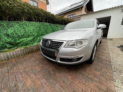 Gebraucht VW Passat 116 PS (85 kW) 2007 Silber Limousine