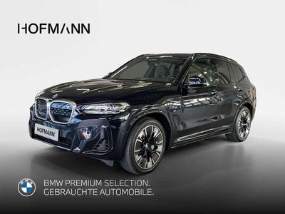 Gebraucht BMW iX3 Impressive 210 kW (286 PS) 2022 Carbonschwarz metallic SUV