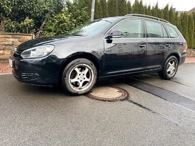 Schwarz Gebraucht 2010 VW Golf Comfortline Kombi | 2.300 € (Guter Preis)