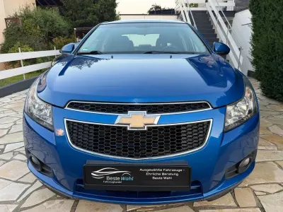 Gebraucht Chevrolet Cruze 163 PS (119 kW) 2012 Blau Limousine