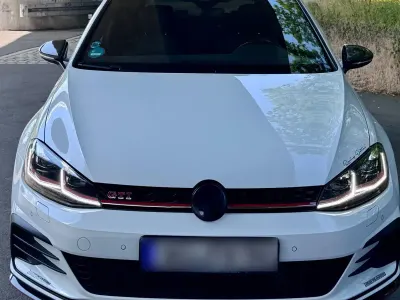 Gebraucht VW Golf VII GTI 290 PS (213 kW) 2019 Weiß Limousine