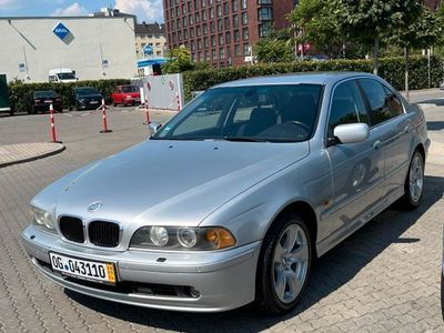 BMW 520