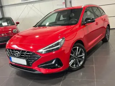 Second-hand Hyundai i30 120 CP (88 kW) 2023 Roșu Break