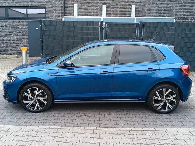 Gebraucht VW Polo R-line 110 PS (80 kW) 2024 Blau Kleinwagen