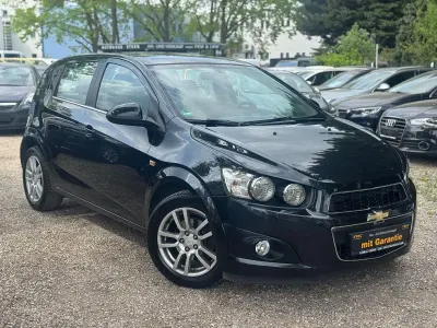 Gebraucht Chevrolet Aveo 116 PS (85 kW) 2011 Schwarz Limousine