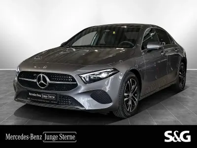 Gebraucht Mercedes A220 190 PS (139 kW) 2025 Metalliclack mountaingrau Limousine